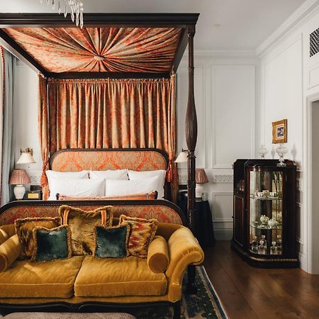 Hotel The Ned à Londres Extérieur photo A suite at the hotel